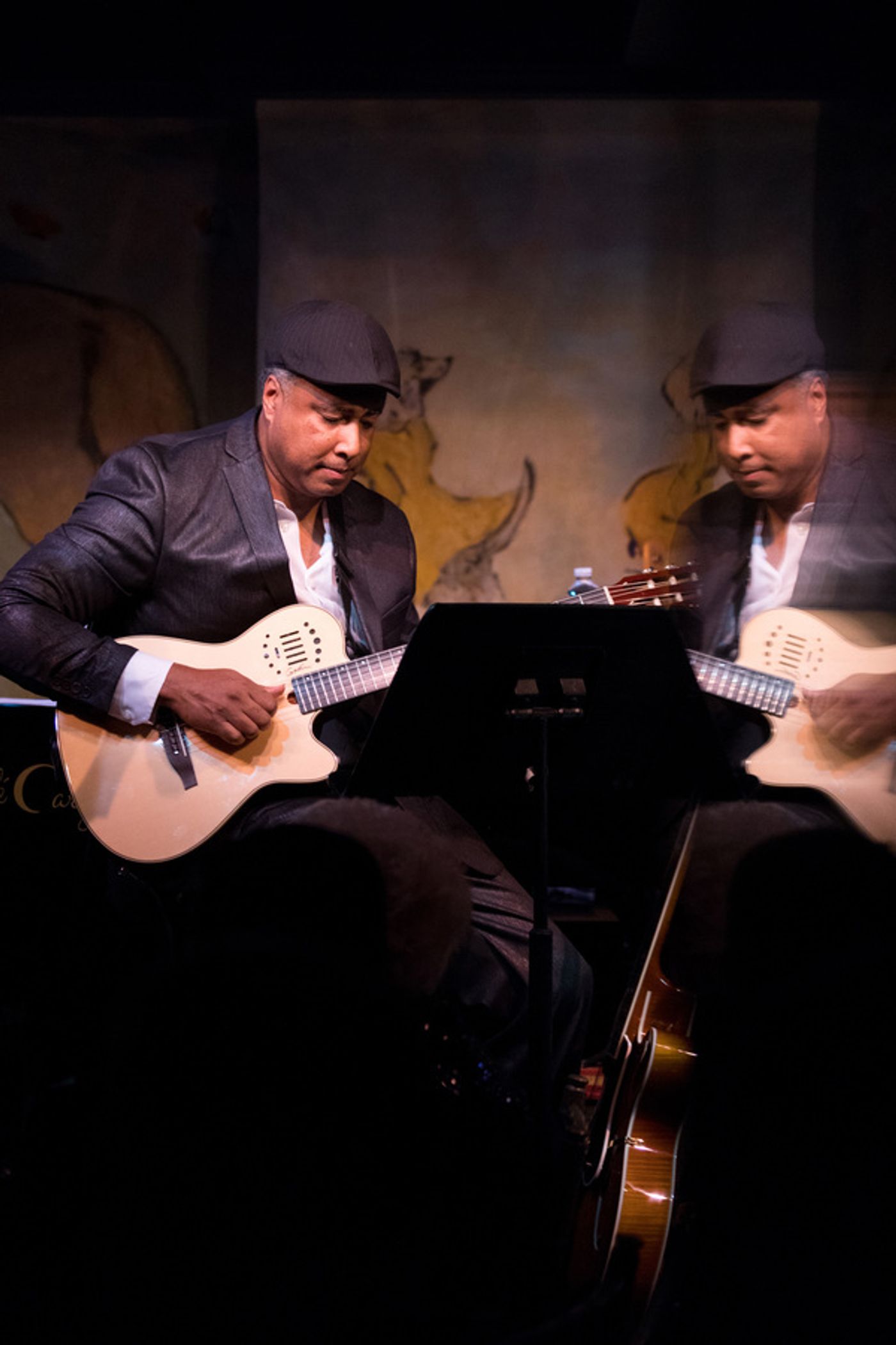 Photo Flash: Bernie Williams Takes the Stage at Cafe Carlyle Photo Flash: Bernie Williams Takes the Stage at Cafe Carlyle Image