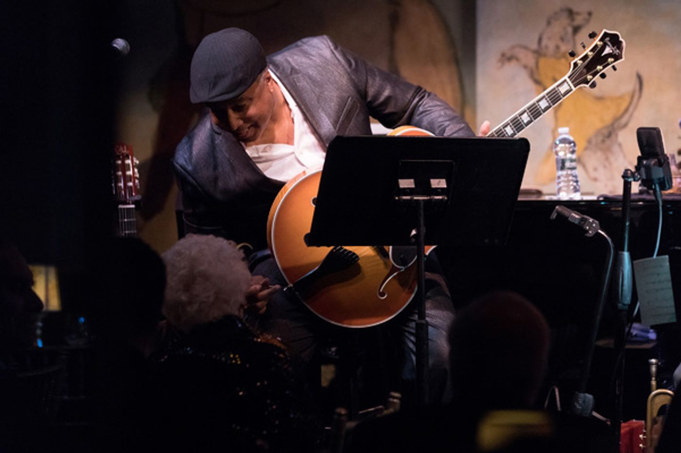 Photo Flash: Bernie Williams Takes the Stage at Cafe Carlyle Photo Flash: Bernie Williams Takes the Stage at Cafe Carlyle Image