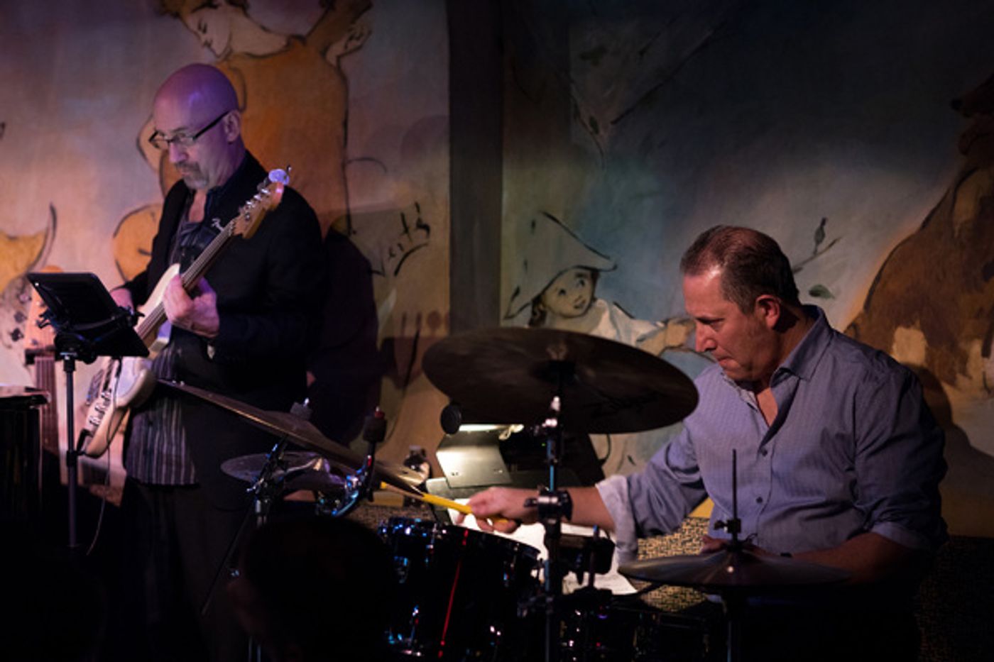 Photo Flash: Bernie Williams Takes the Stage at Cafe Carlyle Photo Flash: Bernie Williams Takes the Stage at Cafe Carlyle Image