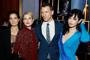 Carrie -Anne Moss, Rachael Taylor, Will Traval, Krysten Ritter
@ BroadwayWorld Carrie -Anne Moss, Rachael Taylor, Will Traval, Krysten Ritter
Photo