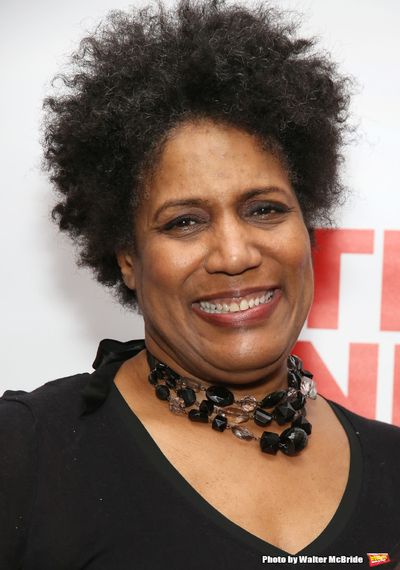 Nancy Giles Photo