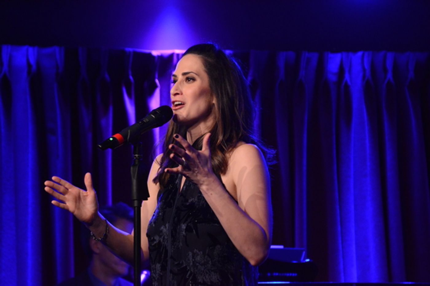 Photo Coverage: Jennifer Diamond Takes Over at The Green Room 42!  Image