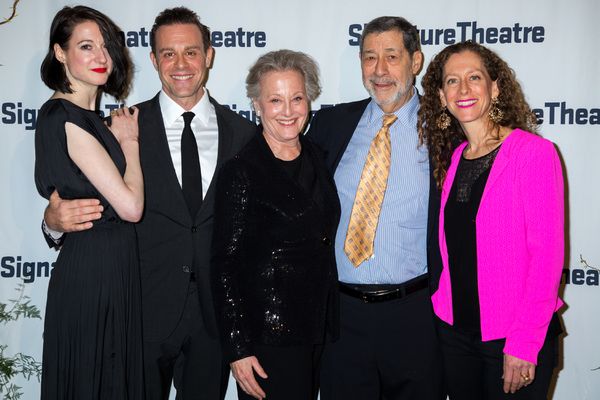 Matthew Rauch and family Photo