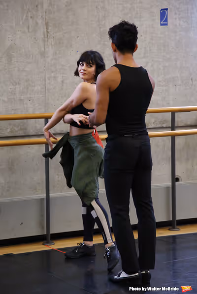 Vanessa Hudgens and Carlos Gonzalez  Photo