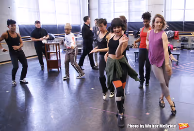 Vanessa Hudgens with cast Photo