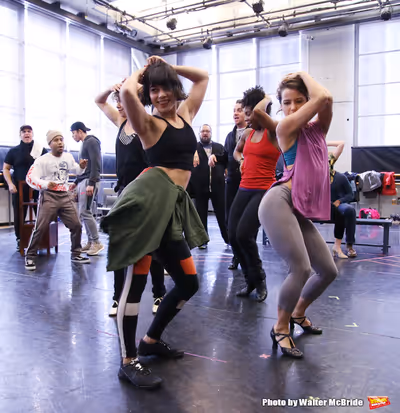 Vanessa Hudgens with cast Photo