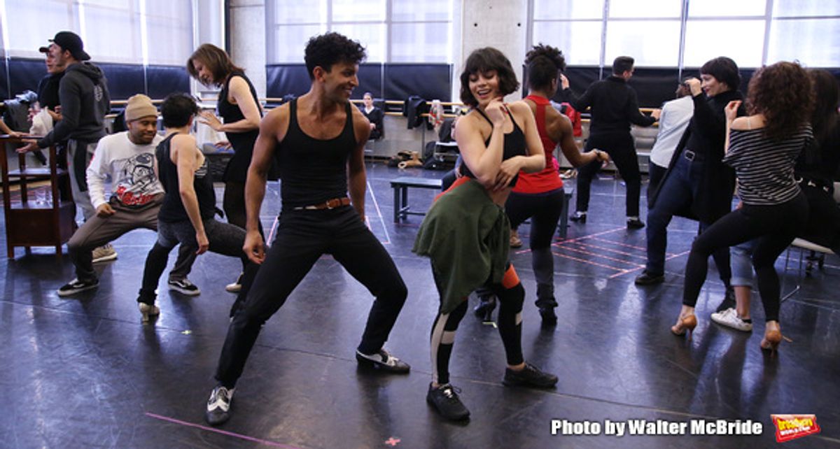 Carlos Gonzalez and Vanessa Hudgens with cast at 