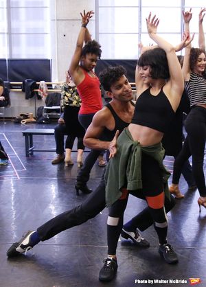 Carlos Gonzalez and Vanessa Hudgens with cast @ BroadwayWorld Carlos Gonzalez and Vanessa Hudgens with cast Photo