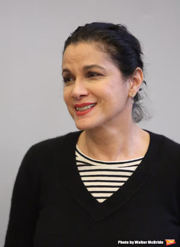 Saundra Santiago Photo