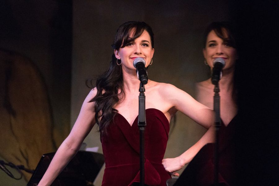 Photo Flash: Lena Hall Rocks Cafe Carlyle Image