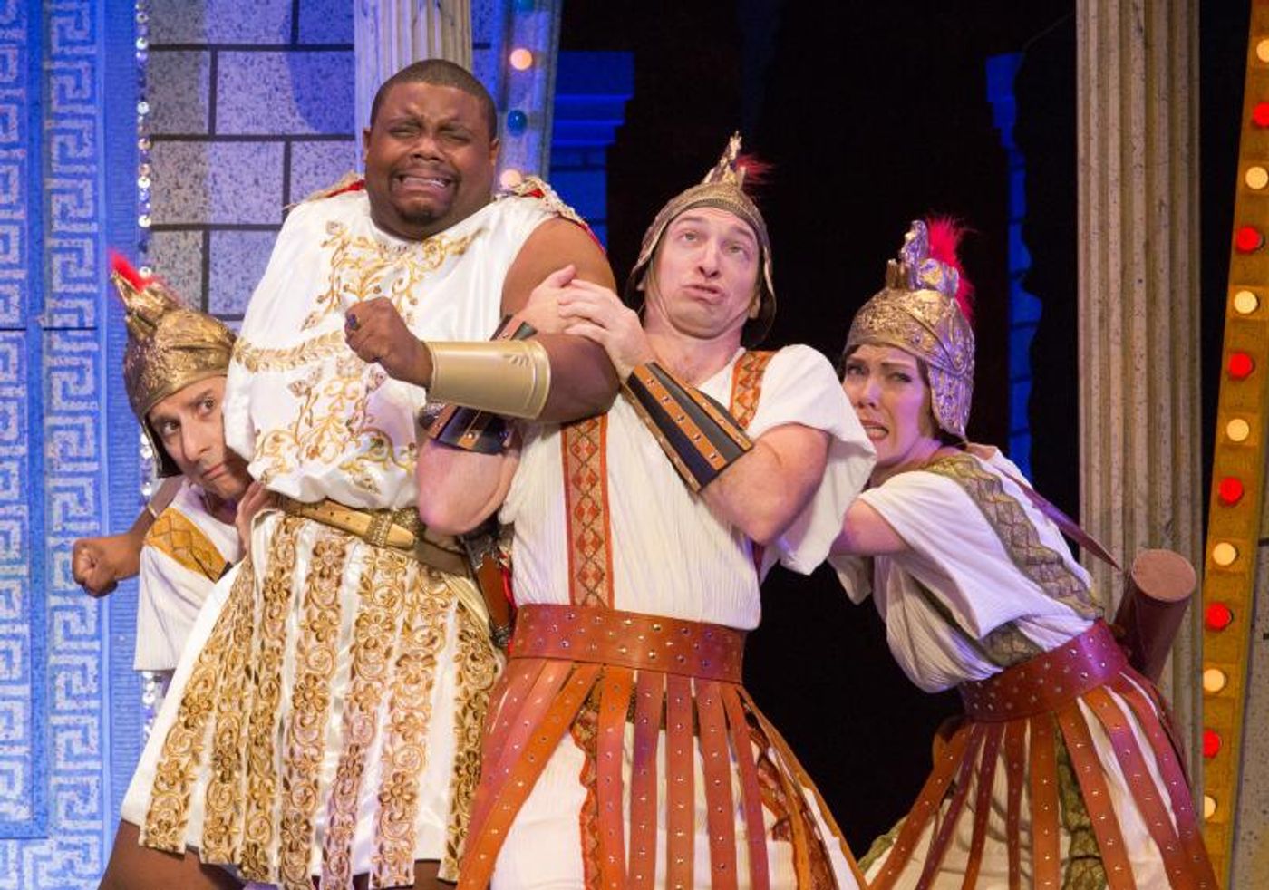 Interview: Ben Dibble of Walnut Street Theatre's NOISES OFF  Image