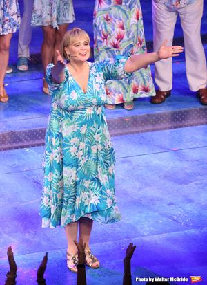 Lisa Howard @ BroadwayWorld Lisa Howard Photo