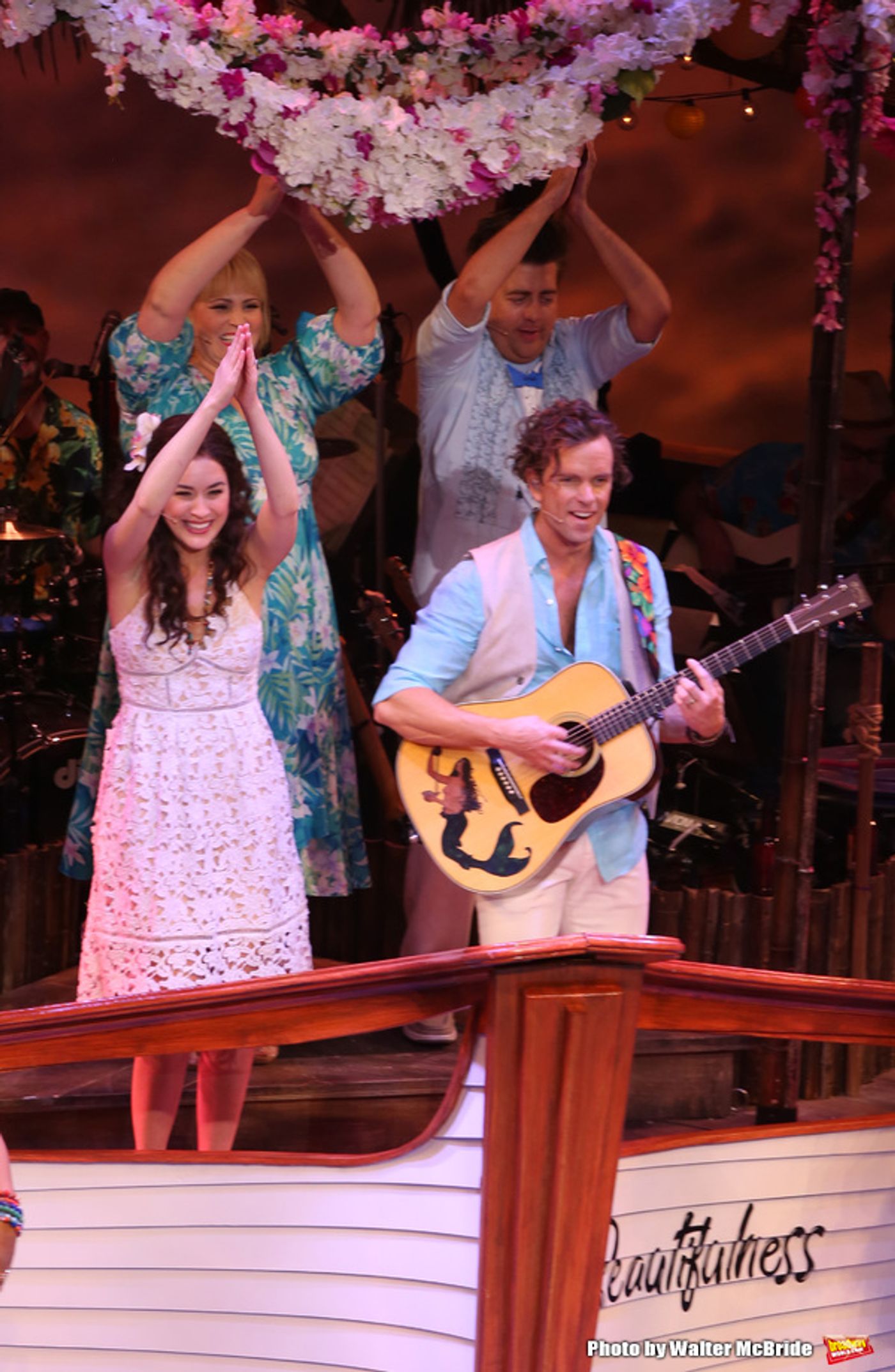 Photo Coverage: Jimmy Buffett Joins the Cast of ESCAPE TO MARGARITAVILLE for Opening Night Bows!  Image
