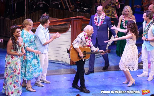 Rema Webb, Lisa Howard, Eric Peterson, Jimmy Buffett, Greg Garcia, Mike Oâ€™Mall Photo