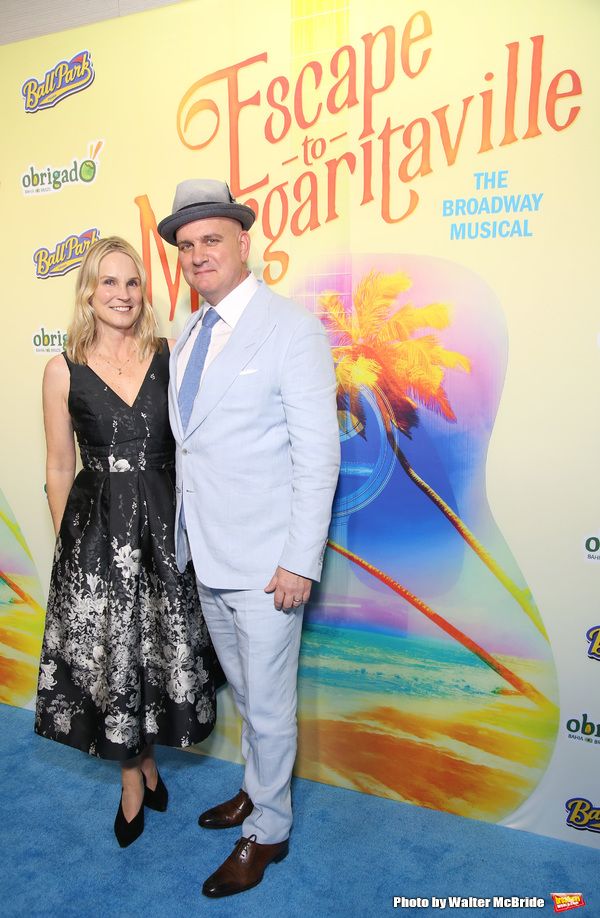 Photo Coverage: Cast of ESCAPE TO MARGARITAVILLE Parties Vacation-Style on Opening Night! — photo 12 of 58