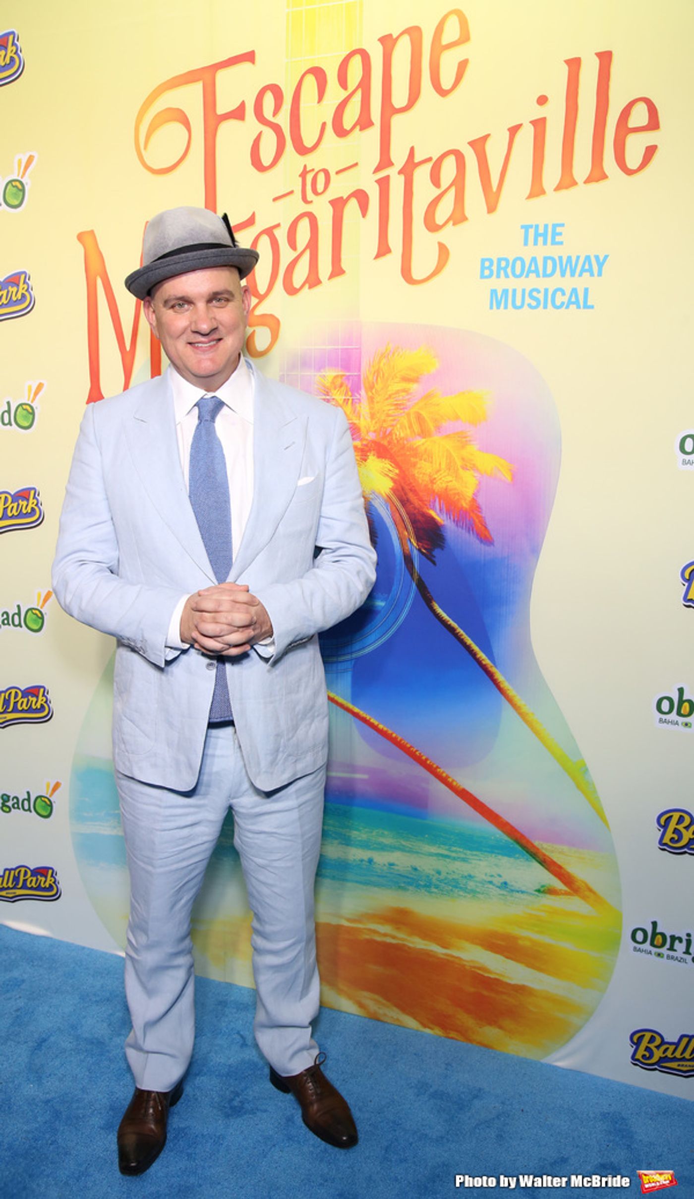 Photo Coverage: Cast of ESCAPE TO MARGARITAVILLE Parties Vacation-Style on Opening Night!  Image