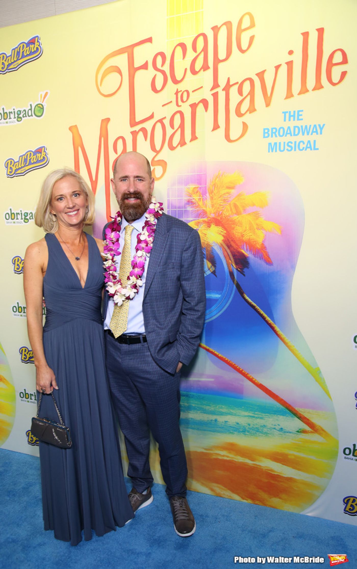 Photo Coverage: Cast of ESCAPE TO MARGARITAVILLE Parties Vacation-Style on Opening Night!  Image