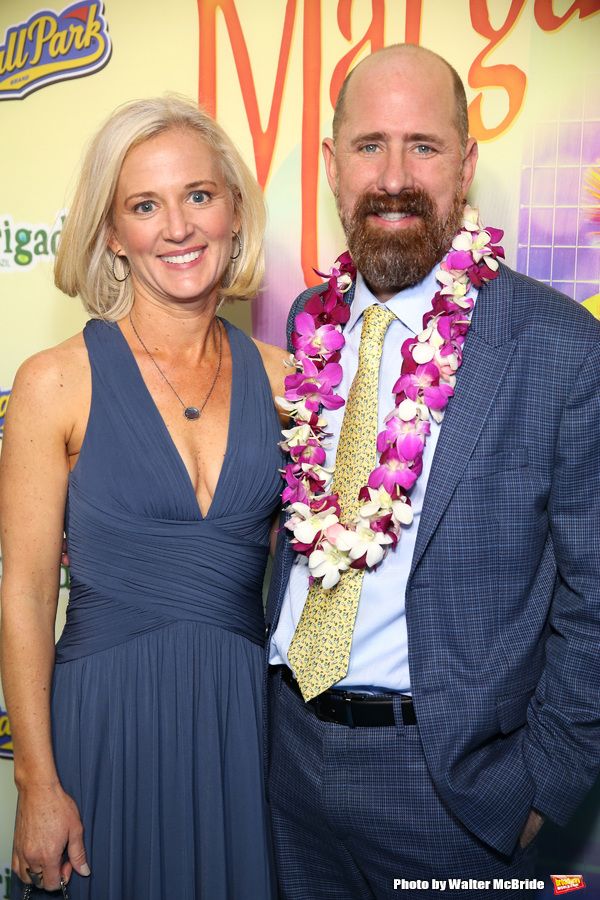 Photo Coverage: Cast of ESCAPE TO MARGARITAVILLE Parties Vacation-Style on Opening Night! — photo 14 of 58