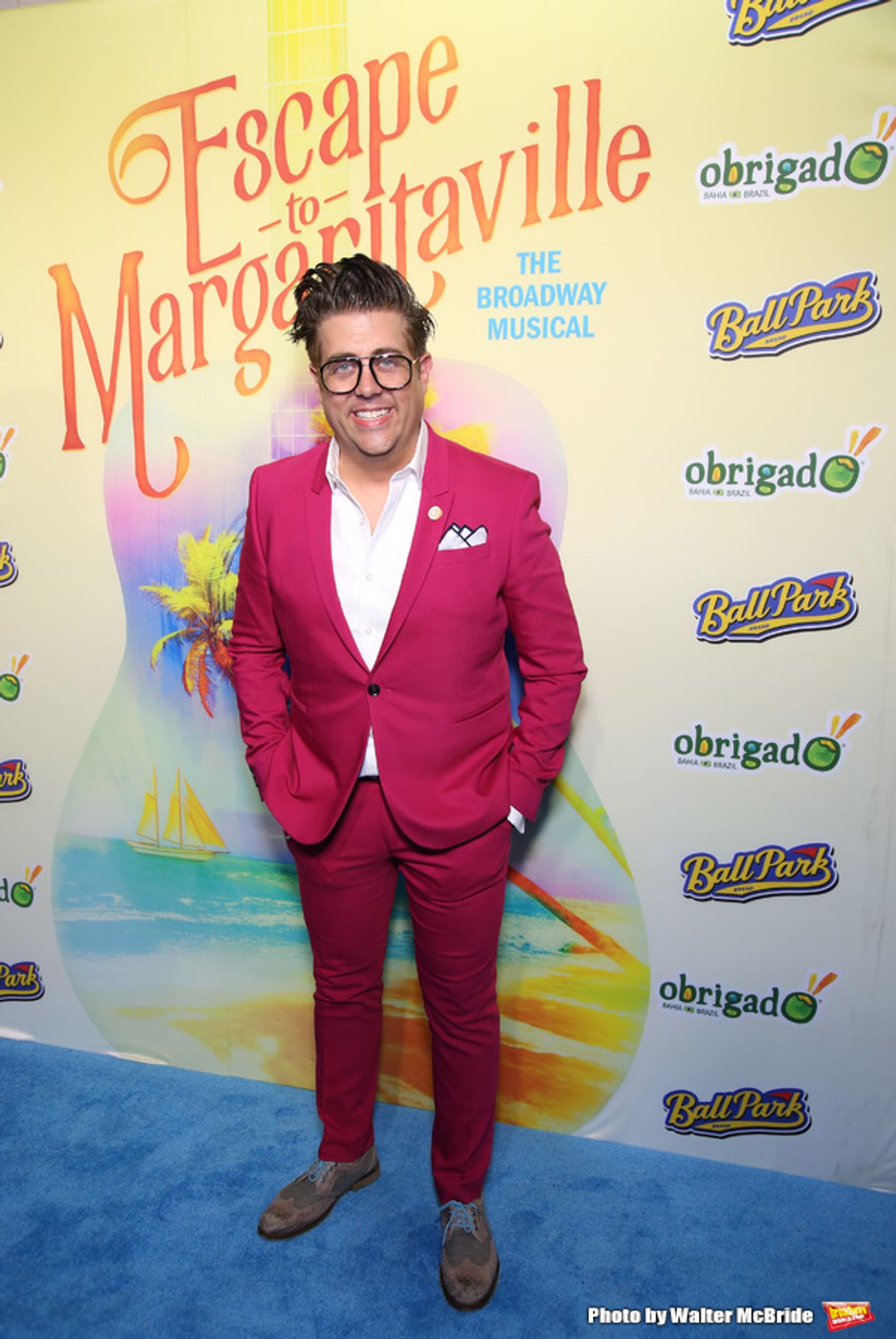 Photo Coverage: Cast of ESCAPE TO MARGARITAVILLE Parties Vacation-Style on Opening Night!  Image