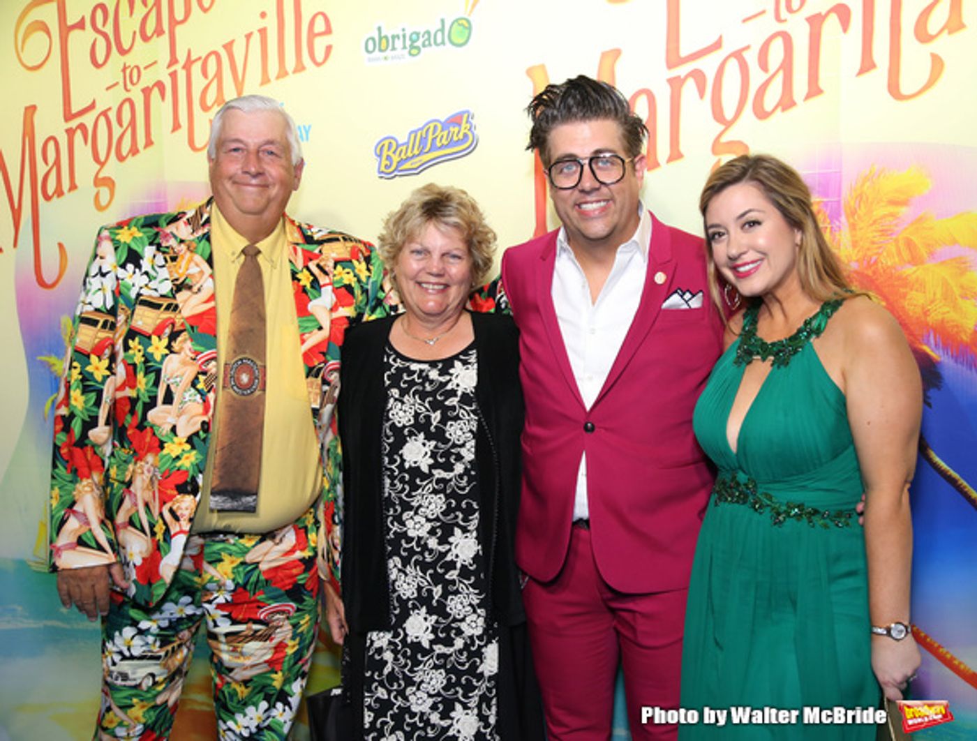 Photo Coverage: Cast of ESCAPE TO MARGARITAVILLE Parties Vacation-Style on Opening Night!  Image