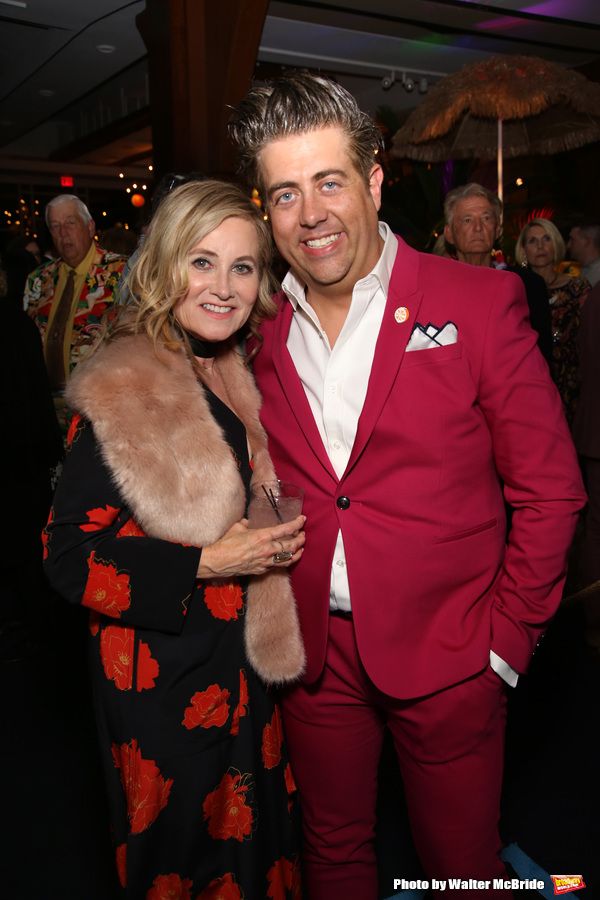 Photo Coverage: Cast of ESCAPE TO MARGARITAVILLE Parties Vacation-Style on Opening Night! — photo 45 of 58