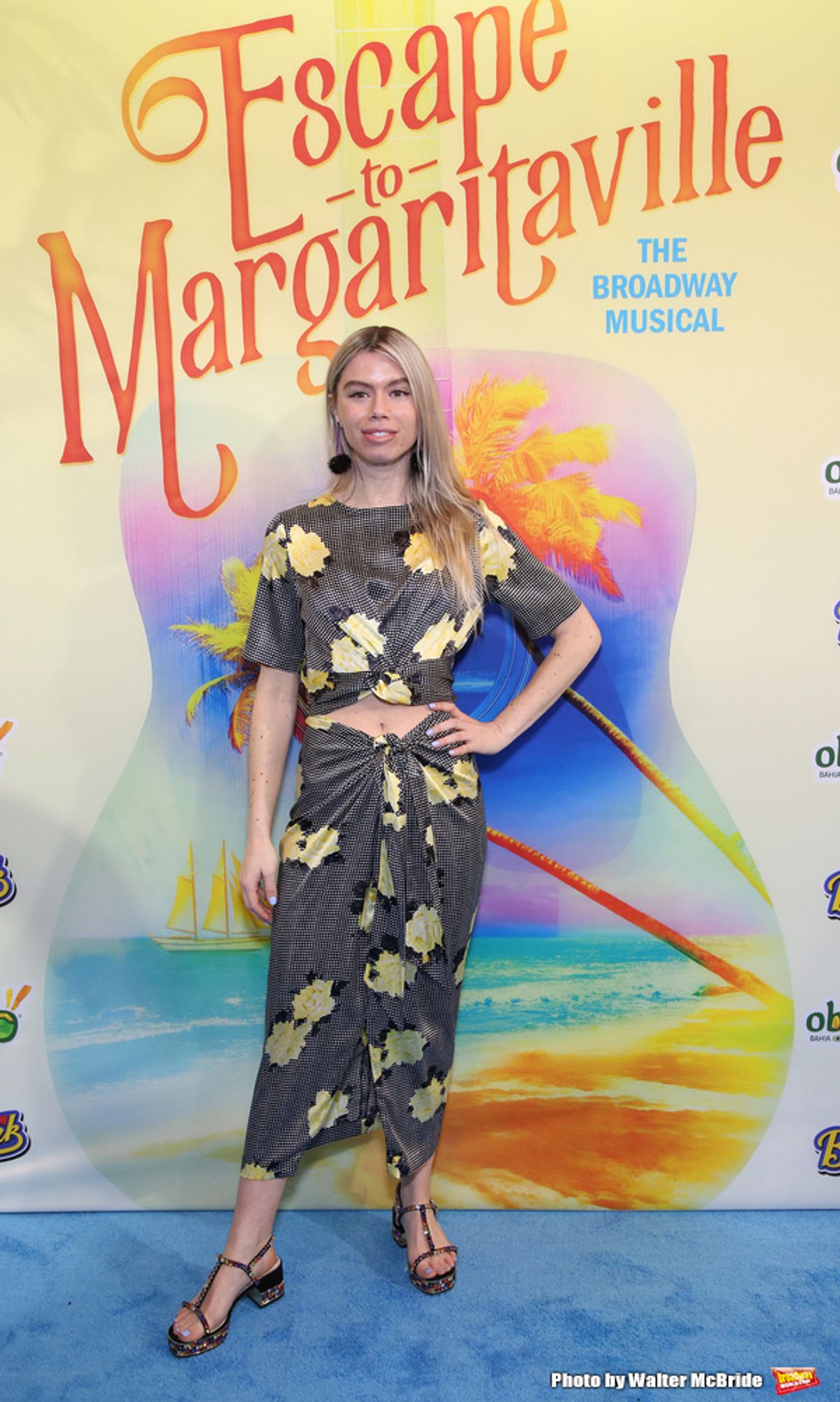 Arianna Margulis at On the Blue Carpet at Opening Night of ESCAPE TO MARGARITAVILLE