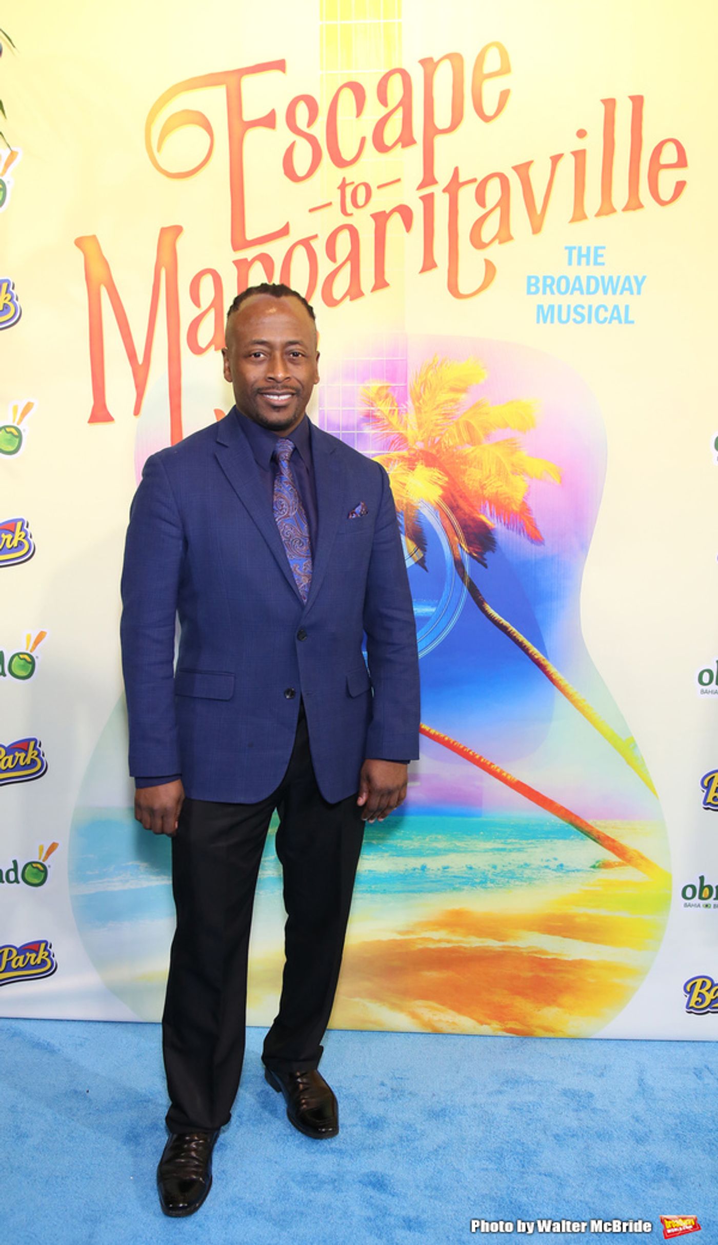 Photo Coverage: On the Blue Carpet at Opening Night of ESCAPE TO MARGARITAVILLE  Image