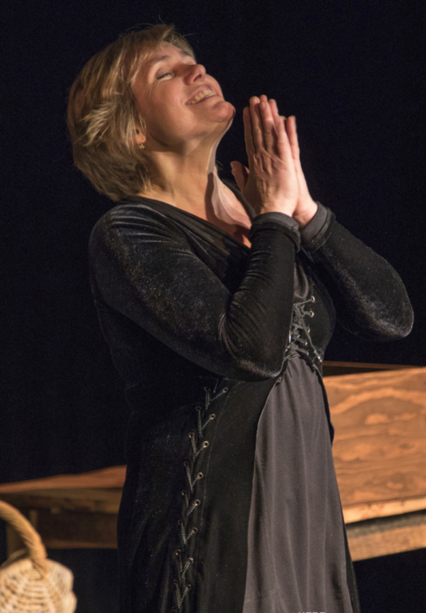 Photo Flash: Anne Hathaway Lives Again In SHAKESPEARE'S WILL at HERE  Image