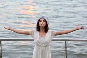 Layla Khosh @ BroadwayWorld Layla Khosh Photo
