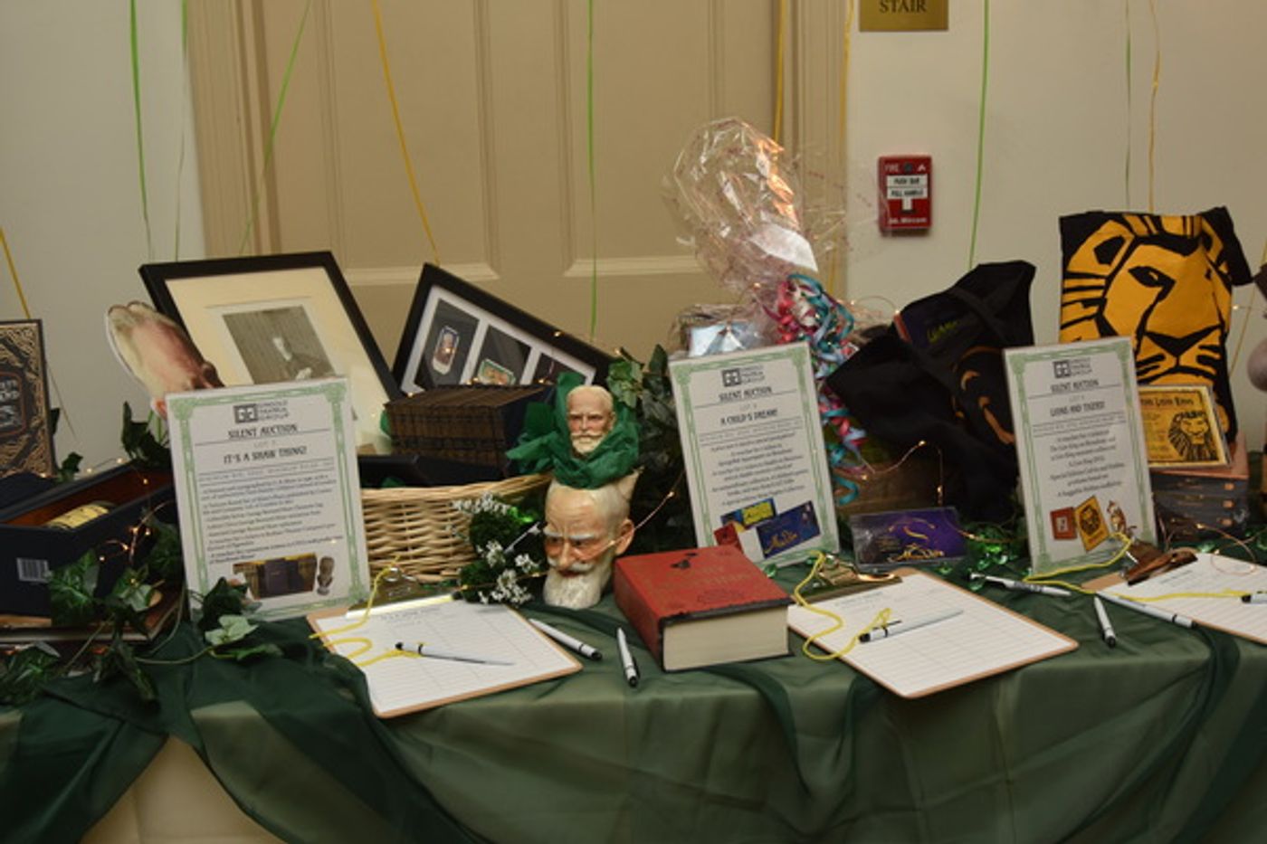 Photo Coverage: On the Red Carpet at the Gingold Theatrical Group Golden Shamrock Gala  Image