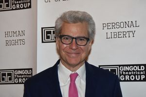 Mark Waldrop @ BroadwayWorld Mark Waldrop Photo