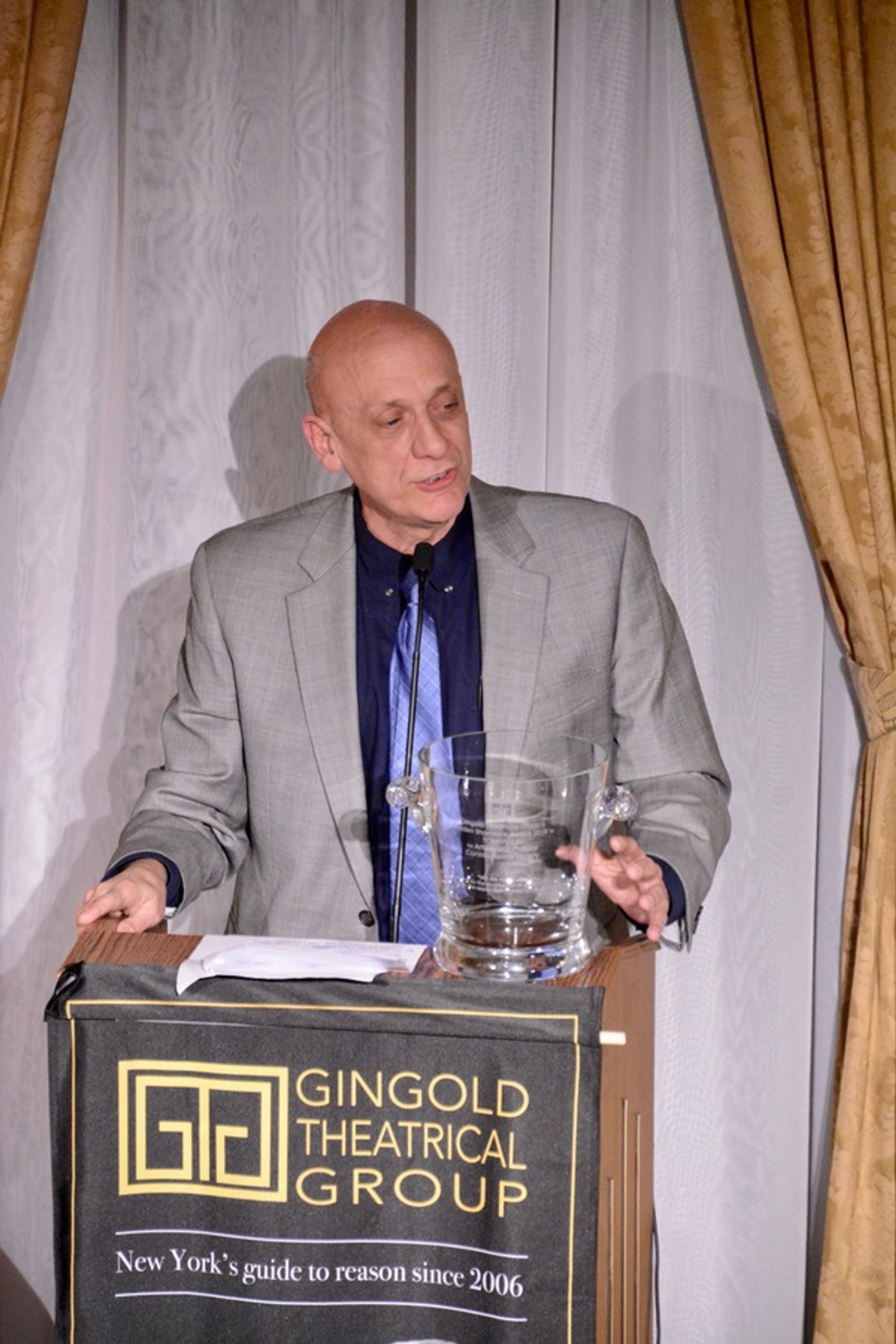 Tom Viola