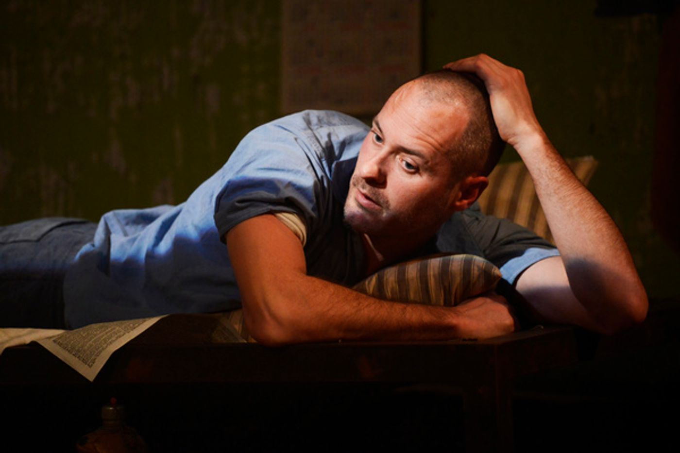 Photo Flash: First Look at KISS OF THE SPIDER WOMAN at Menier Chocolate Factory  Image