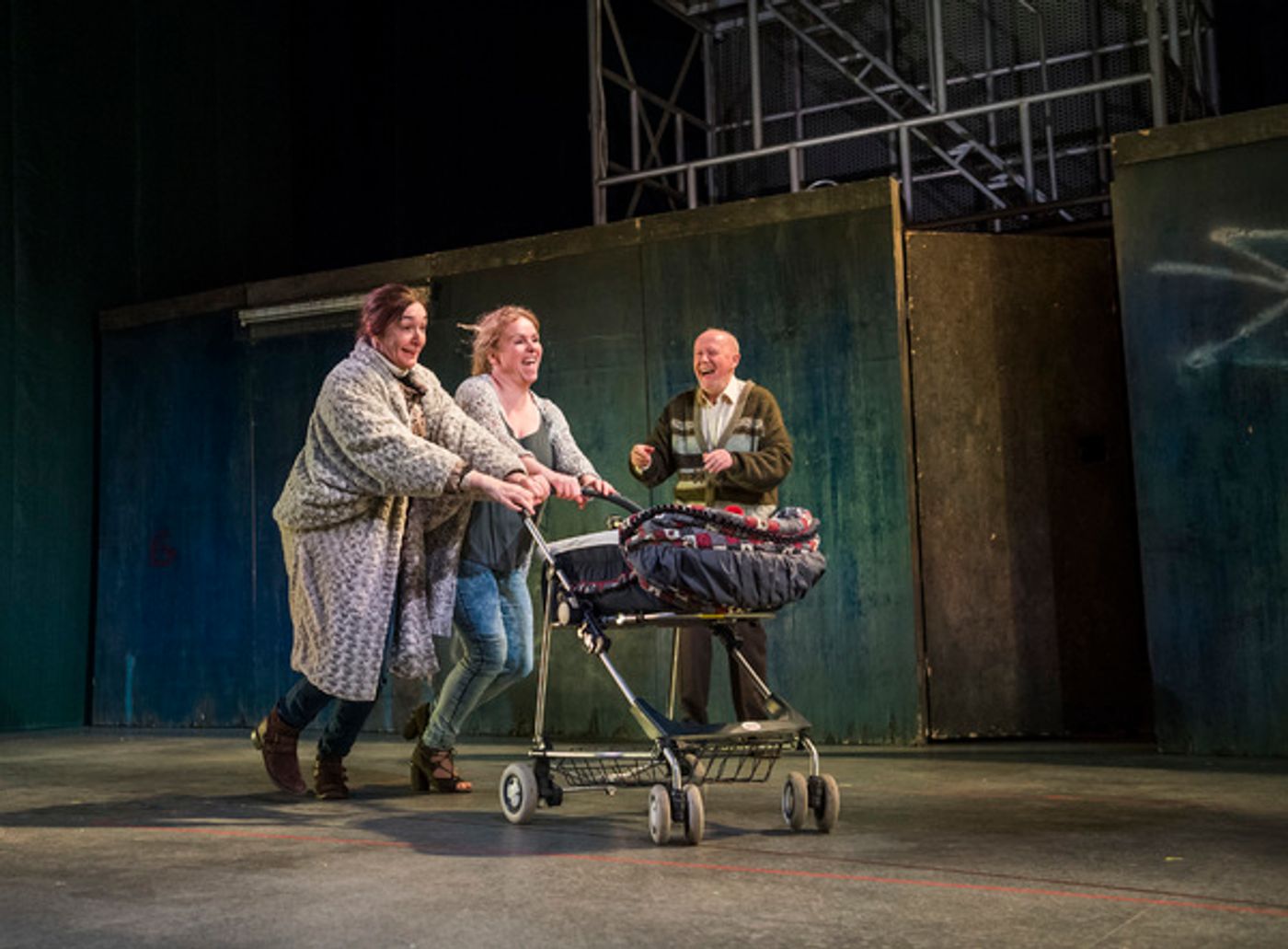 Photo Flash: First Look at THE PLOUGH AND THE STARS at the Lyric Hammersmith  Image