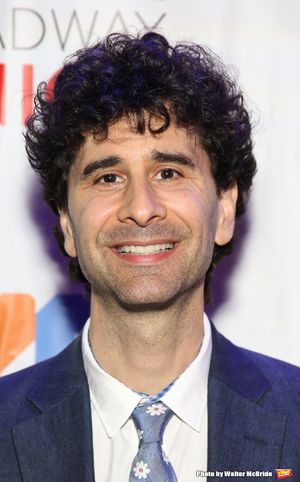 John Cariani @ BroadwayWorld John Cariani Photo