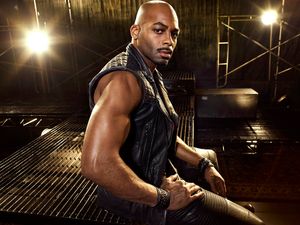 Brandon Victor Dixon Photo