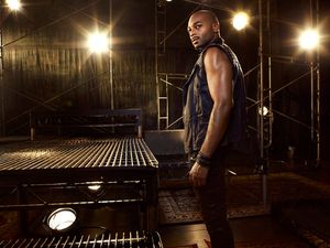 Brandon Victor Dixon Photo