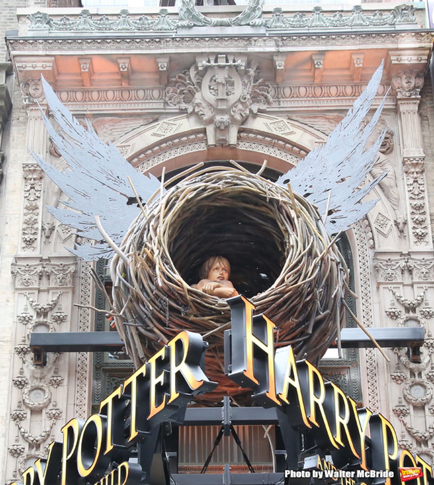 Up on the Marque: HARRY POTTER AND THE CURSED CHILD Takes Over 42nd Street Up on the Marque: HARRY POTTER AND THE CURSED CHILD Takes Over 42nd Street Image