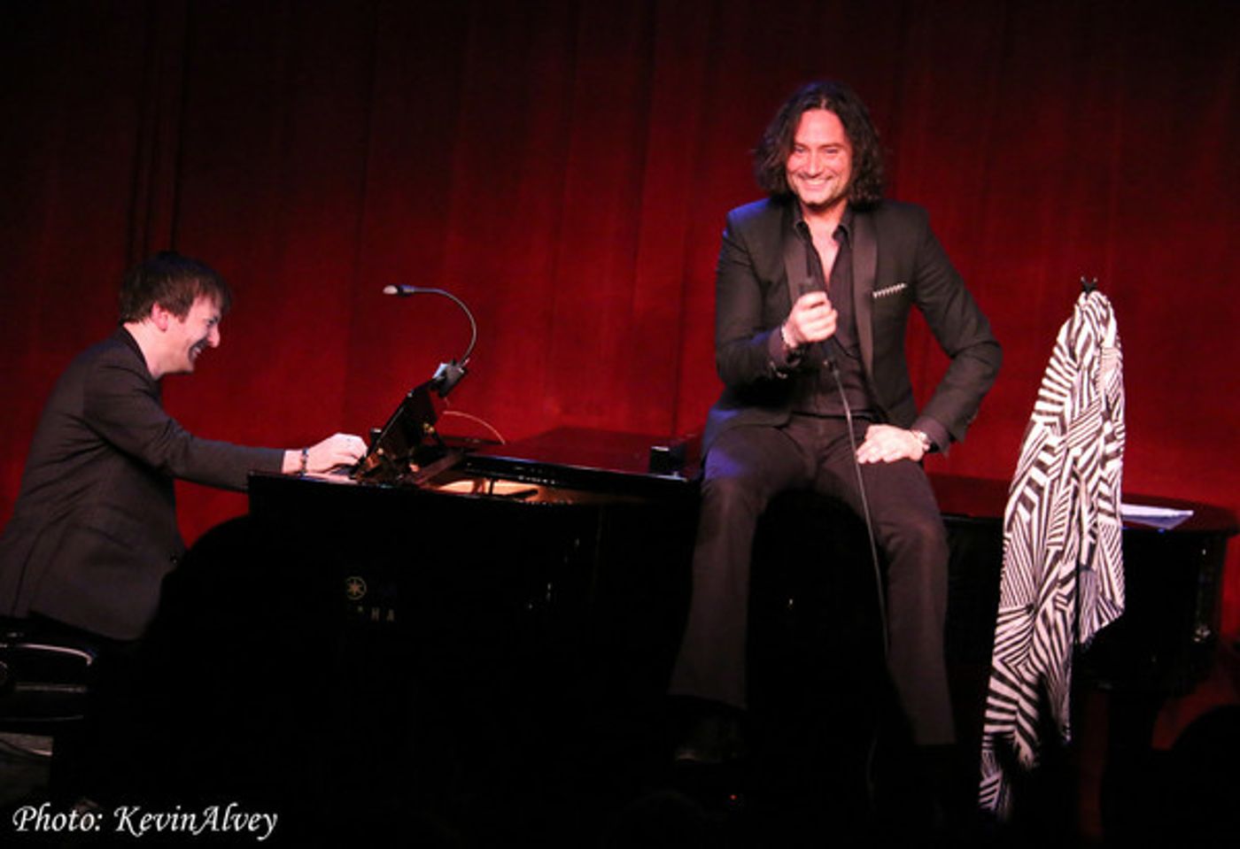 Photo Flash: Constantine Maroulis Takes the Stage at Birdland  Image