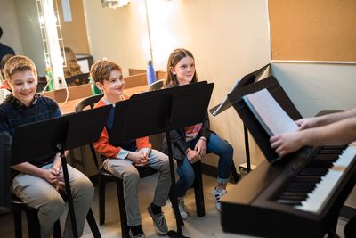 (L-R) Jasper Lincoln, Liam MacDonald, Hannah Levinson.

Dahlia Katz Photography Photo