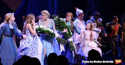 Caissie Levy and Patti Murin with cast  Photo