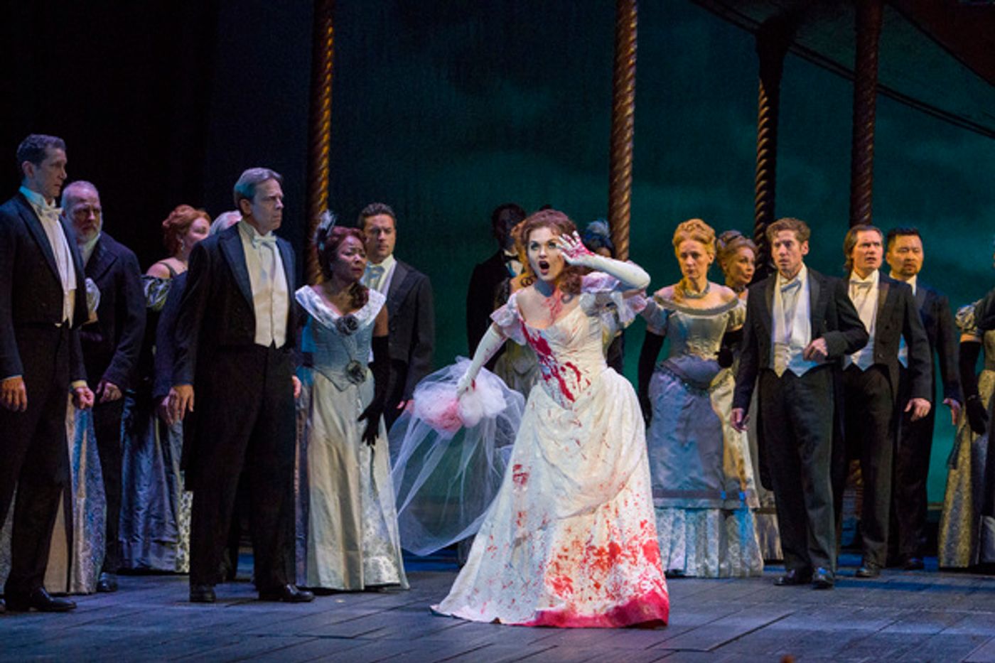 Photo Flash: First Look At Lucia di Lammermoor at The Met  Image