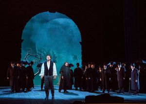 A scene from Act III of Donizetti's "Lucia di Lammermoor" with Vittorio Grigolo as Edgardo. Photo: Richard Termine / Met Opera
@ BroadwayWorld A scene from Act III of Donizetti's "Lucia di Lammermoor" with Vittorio Grigolo as Ed Photo