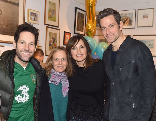 Paul Rudd, Julie Yaeger, Mariska Hargitay and Peter Hermann Photo