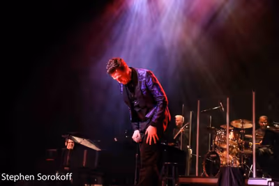 Erich Bergen Photo