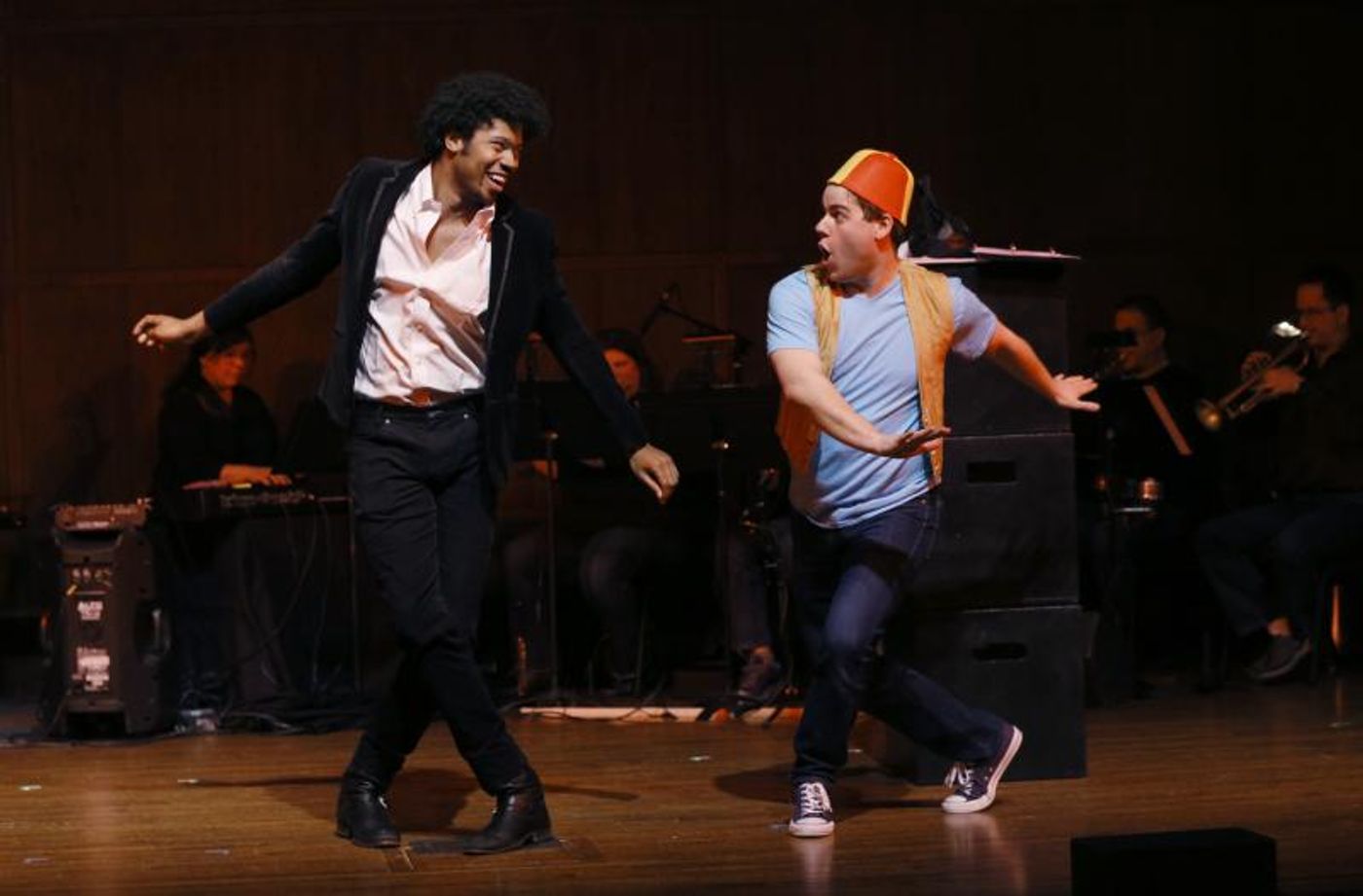 Review: Showtunes' BOYS FROM SYRACUSE Confused About Twins but Not About Fun  Image