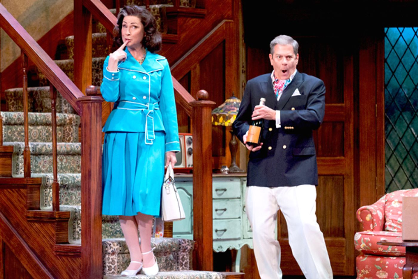 Review: Walnut's NOISES OFF = NONSENSE ON!  Image