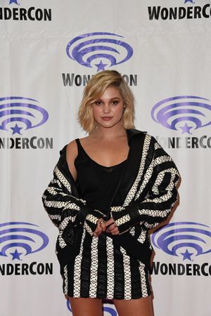 OLIVIA HOLT Photo
