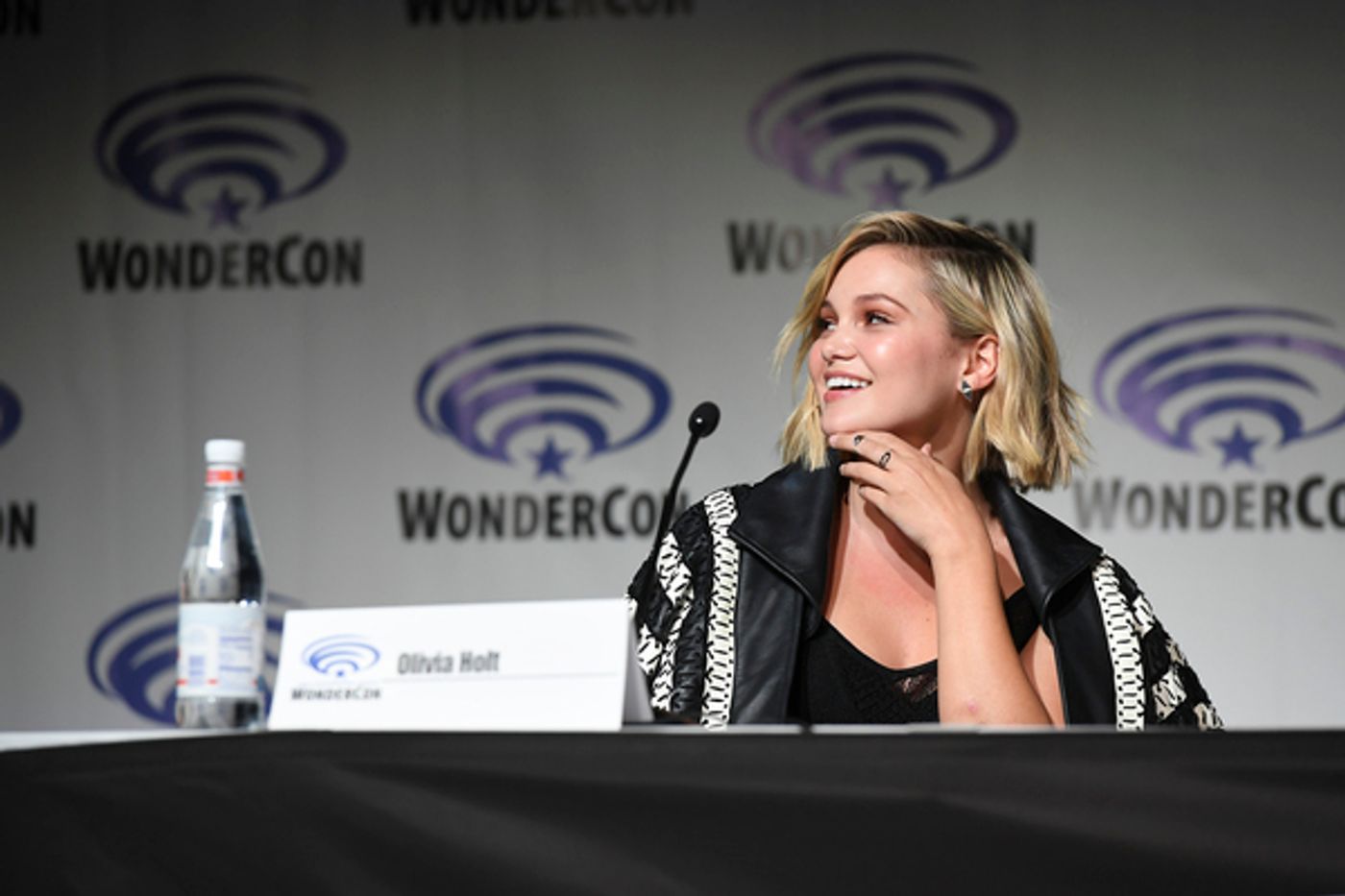 Photo Coverage: The Stars of Marvel's CLOAK & DAGGER Shine At WONDERCON  Image