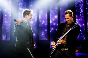 Pat Monahan,Tony Bruno Photo